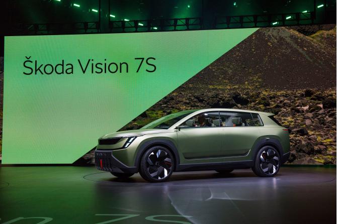 Vision 7s: Το Concept car της Skoda στο Golden Hall